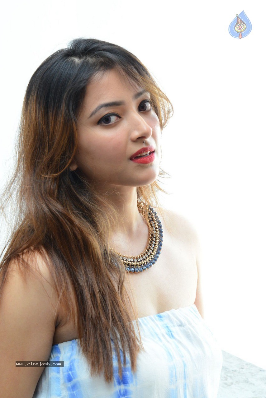 Swetha Basu Prasad Latest Photos - 1 / 49 photos