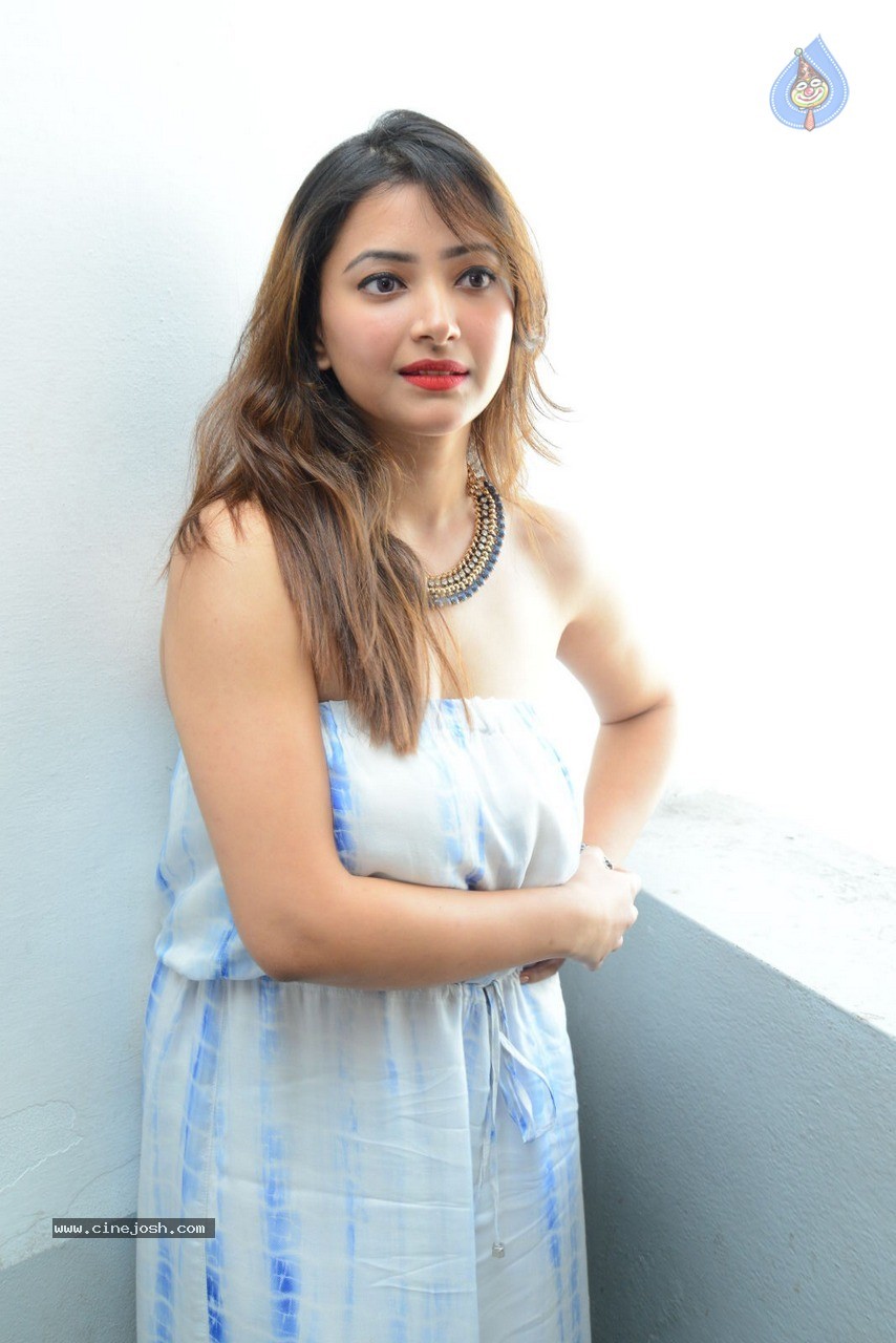 Swetha Basu Prasad Latest Photos - 5 / 49 photos