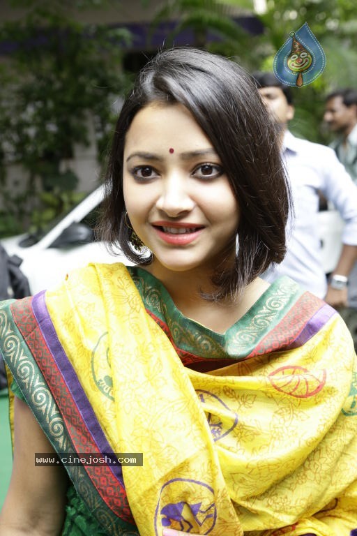 Swetha Basu Prasad Stills - 5 / 39 photos