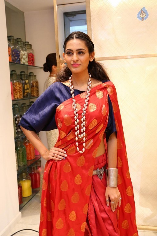 Swetha Jadhav at LFW Event - 21 / 22 photos
