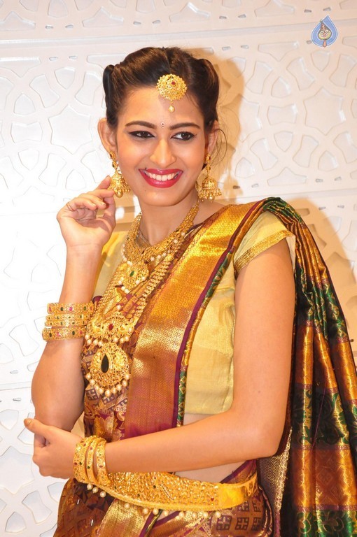 Swetha Jadhav Latest Gallery  - 34 / 34 photos
