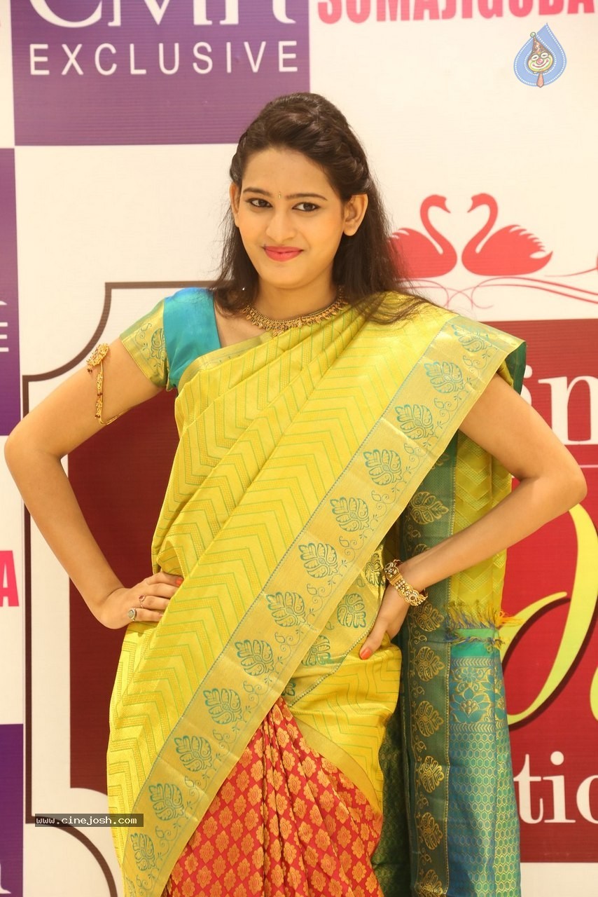Swetha Jadhav New Gallery - 59 / 60 photos