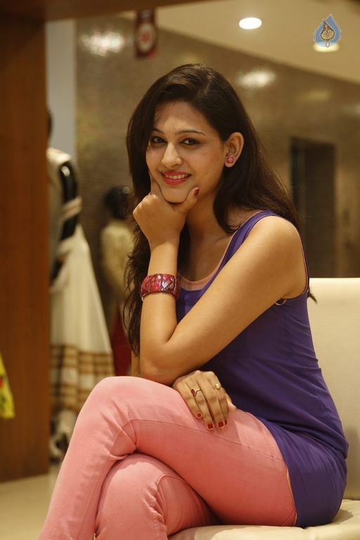 Swetha Jadhav New Photos - 39 / 39 photos