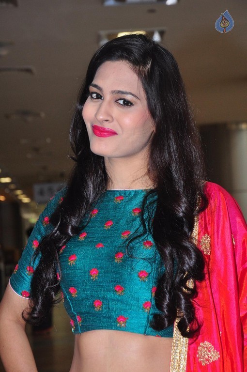 Swetha New Images - 17 / 21 photos