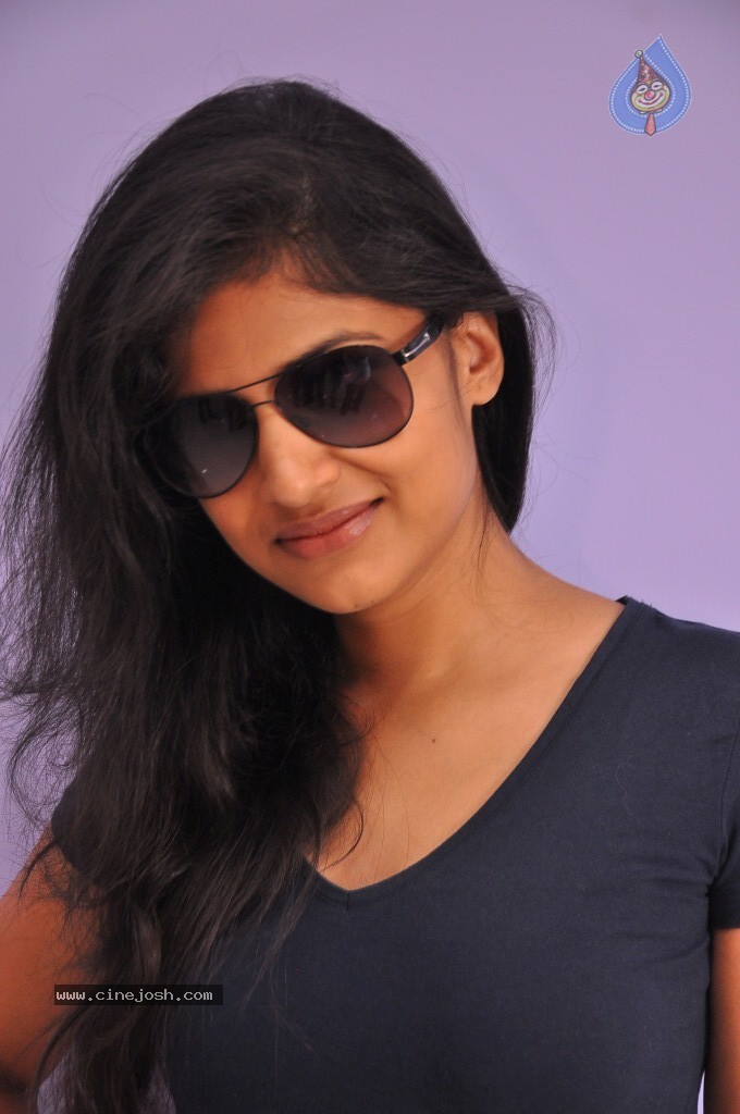 Shwetha Pandit Latest Stills - 12 / 68 photos