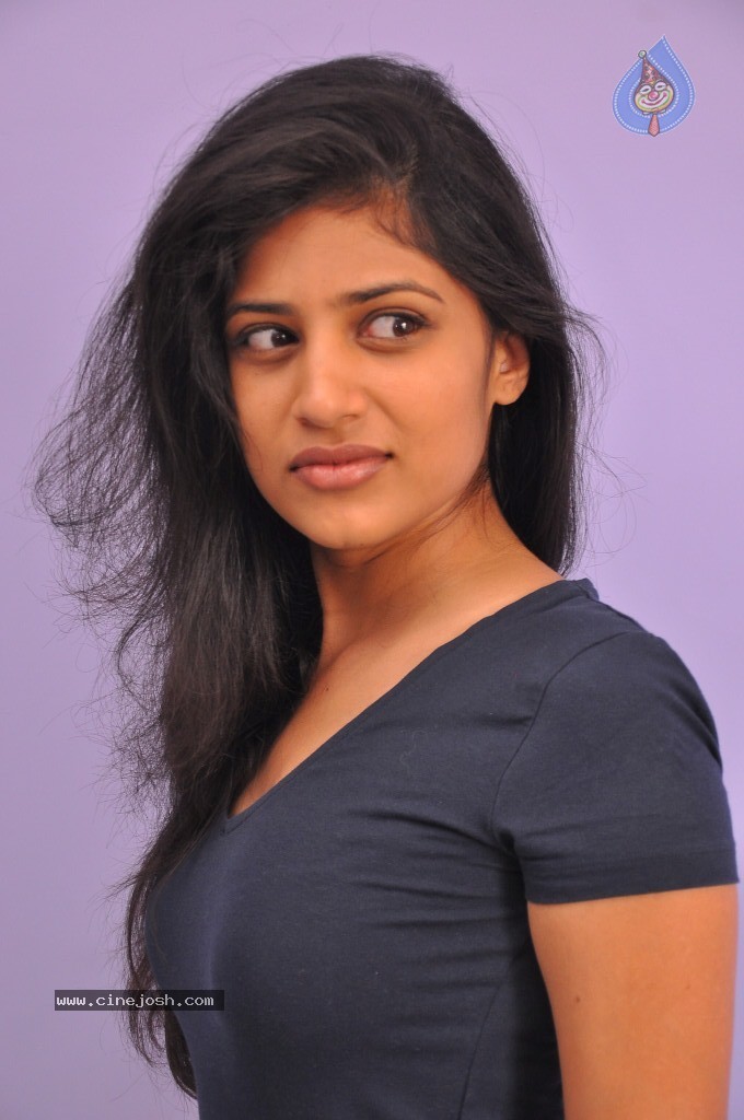 Shwetha Pandit Latest Stills - 40 / 68 photos