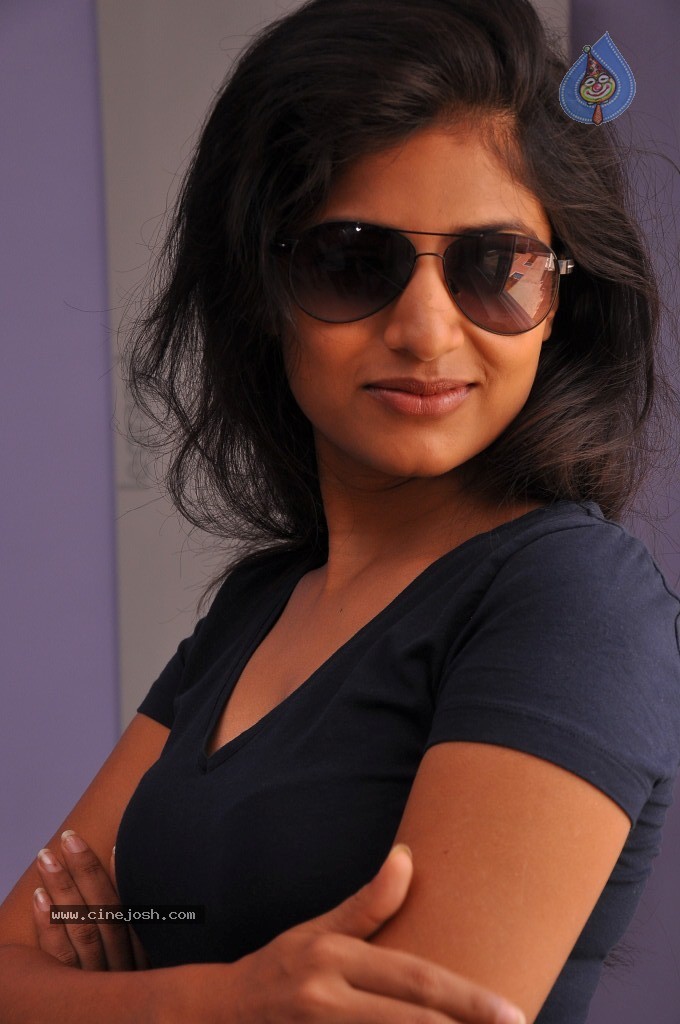Shwetha Pandit Latest Stills - 45 / 68 photos
