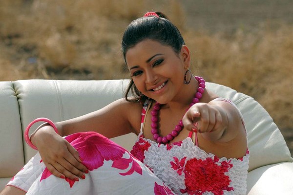 Swetha Basu Latest - 28 / 29 photos