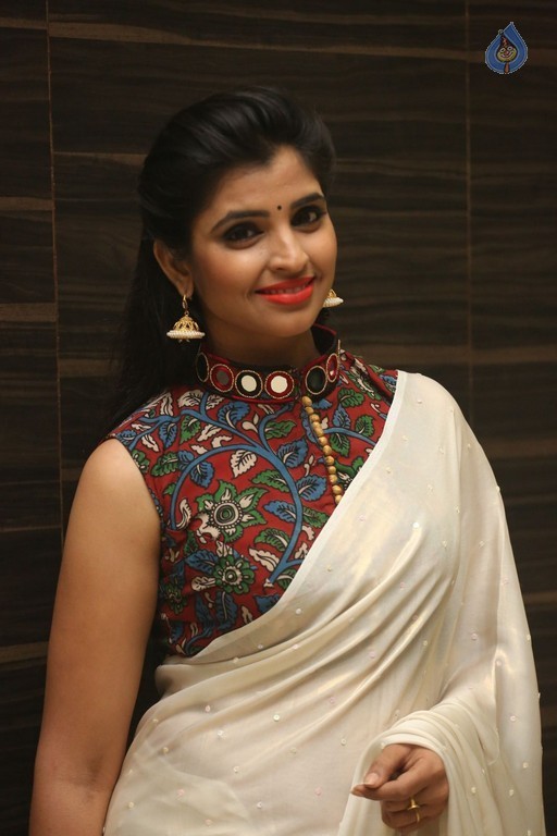 Syamala Latest Pics - 7 / 20 photos
