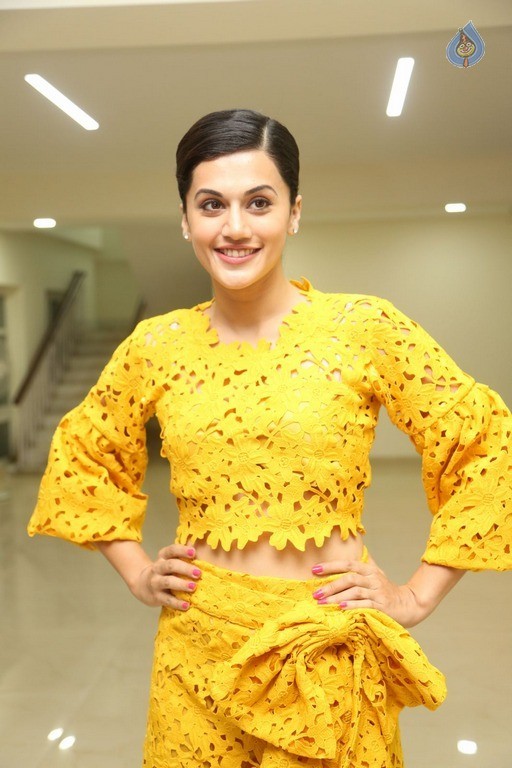 Taapsee Pannu Latest Photos - 18 / 42 photos