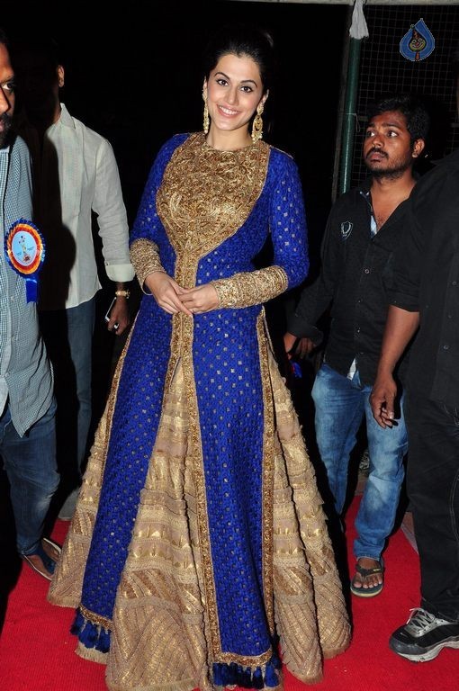 Taapsee Photos - 14 / 41 photos