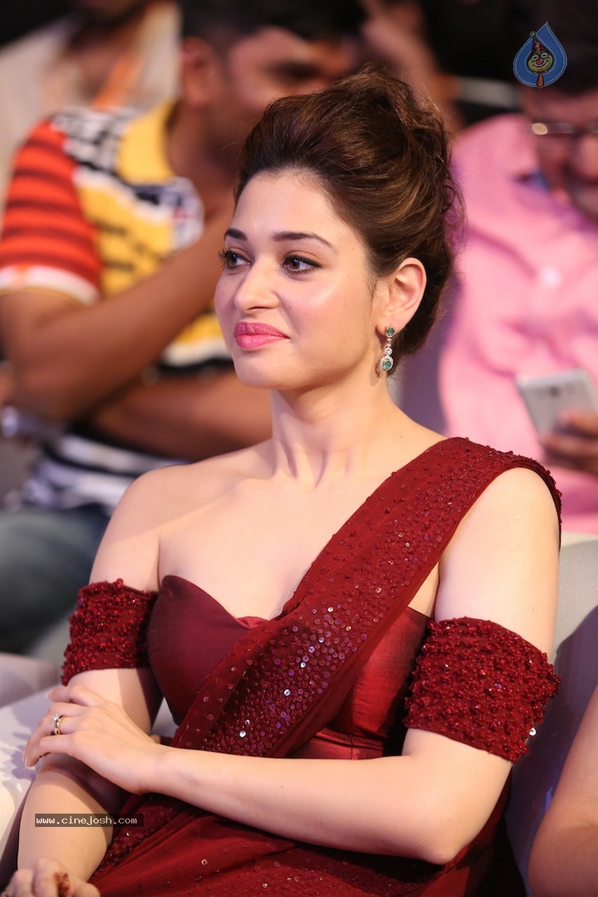 Tamanna at Baahubali Audio Launch - 4 / 38 photos
