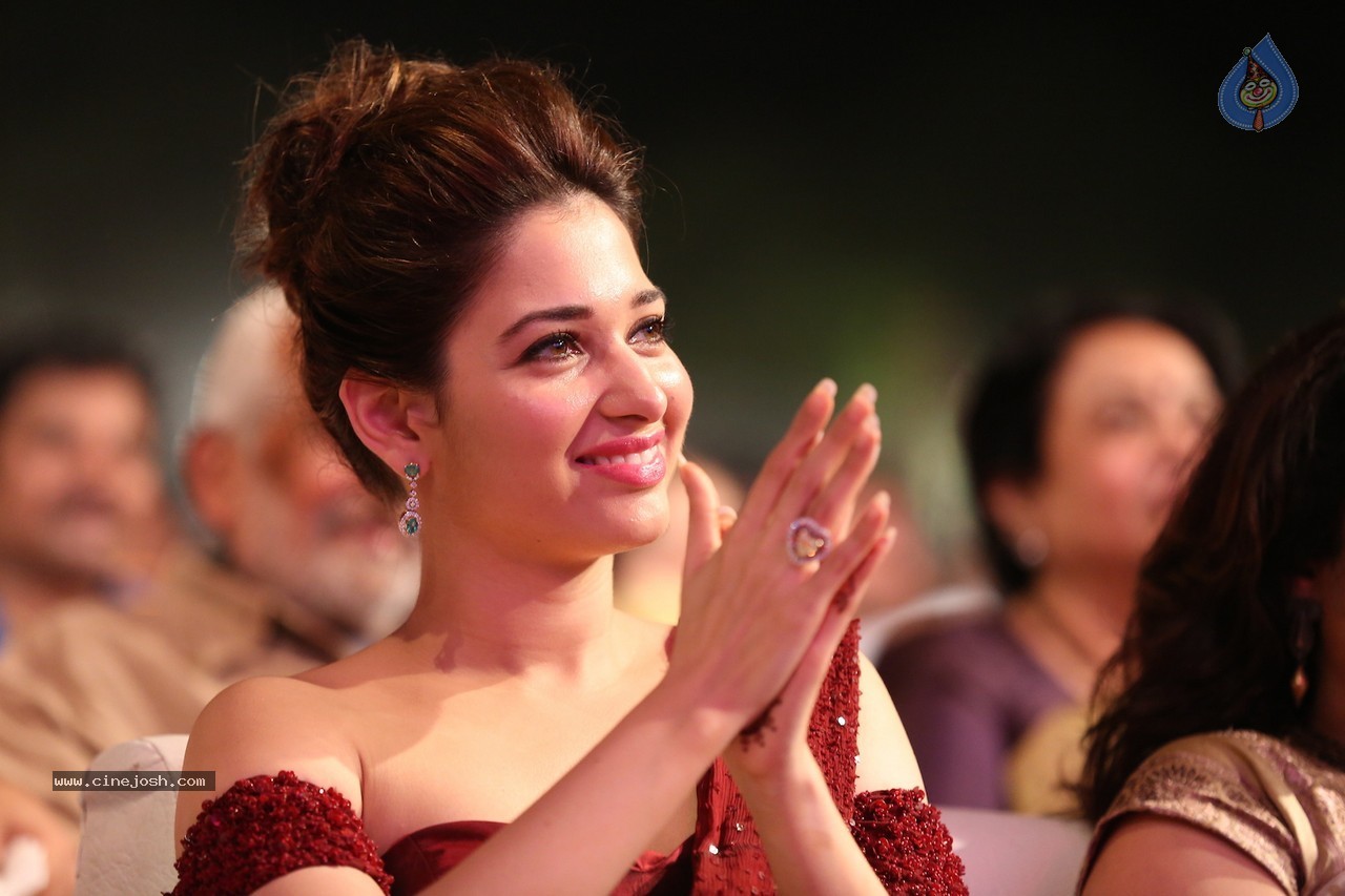 Tamanna at Baahubali Audio Launch - 33 / 38 photos