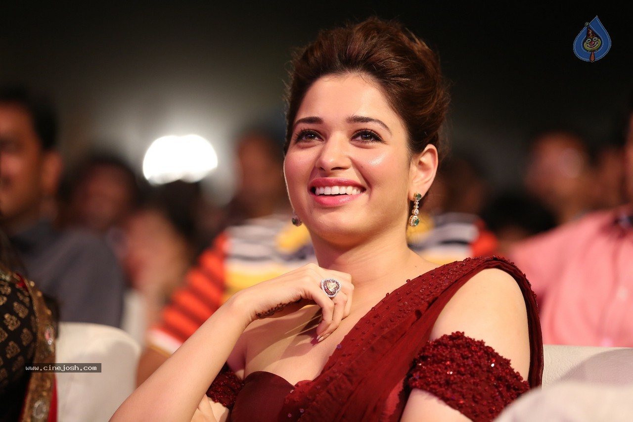 Tamanna at Baahubali Audio Launch - 35 / 38 photos