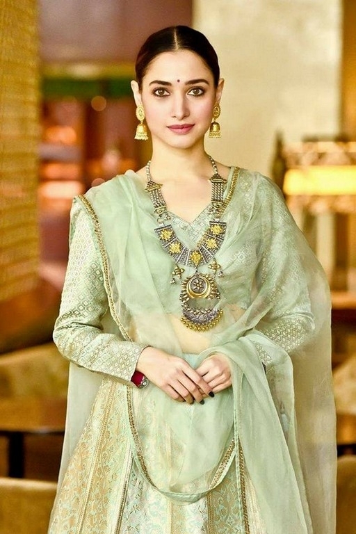 Tamanna Bhatia Latest PhotoShoot - 4 / 4 photos