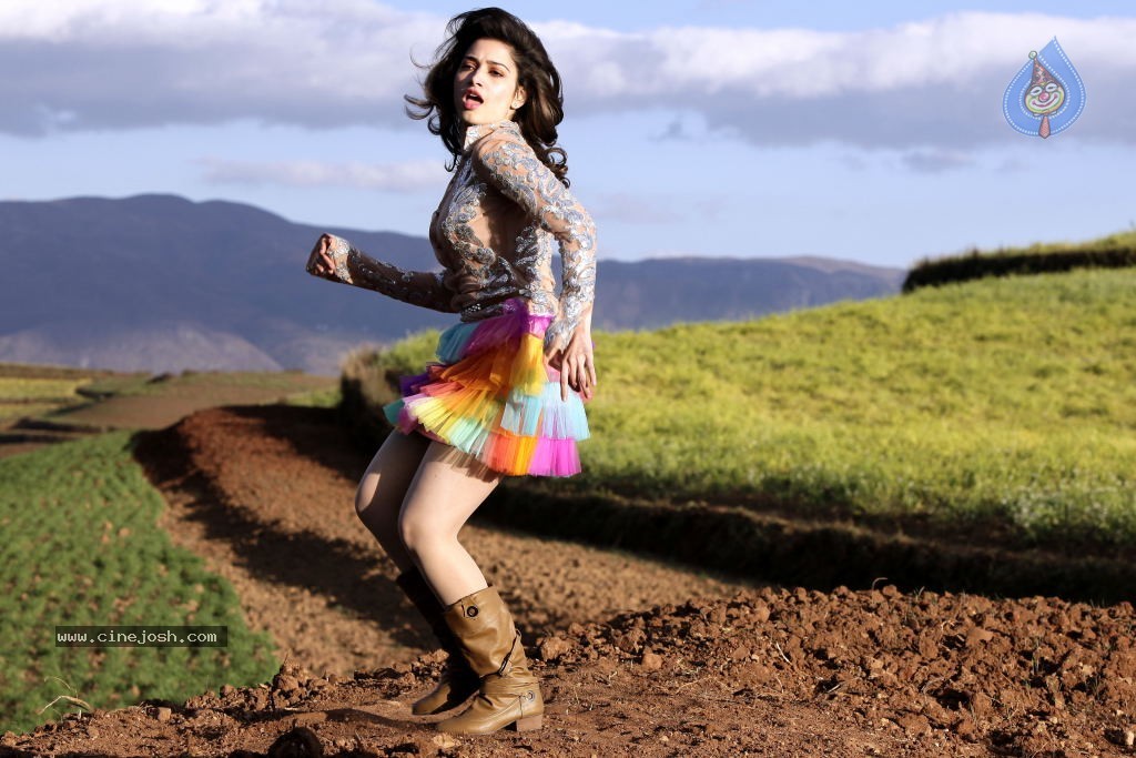 Tamanna Hot Photo Gallery - 13 / 82 photos