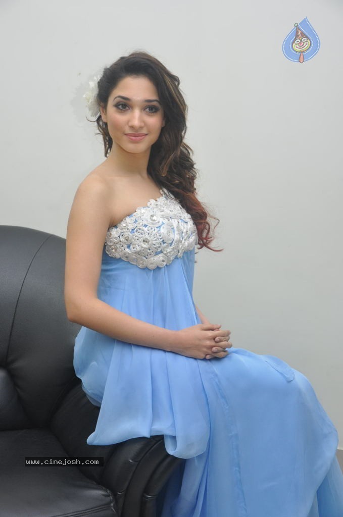 Tamanna Latest Stills - 35 / 48 photos