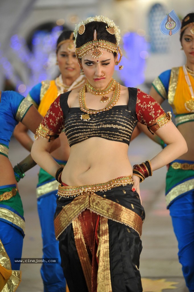 Tamanna New Hot Photos - 6 / 102 photos