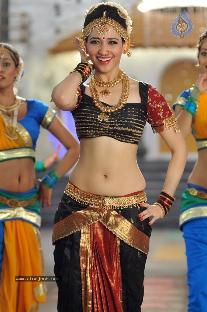 Tamanna New Hot Photos - 39 / 102 photos