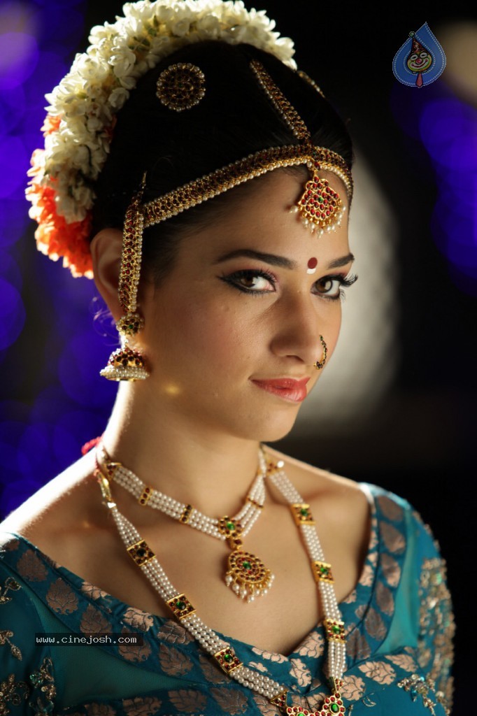 Tamanna New Hot Stills - 2 / 34 photos