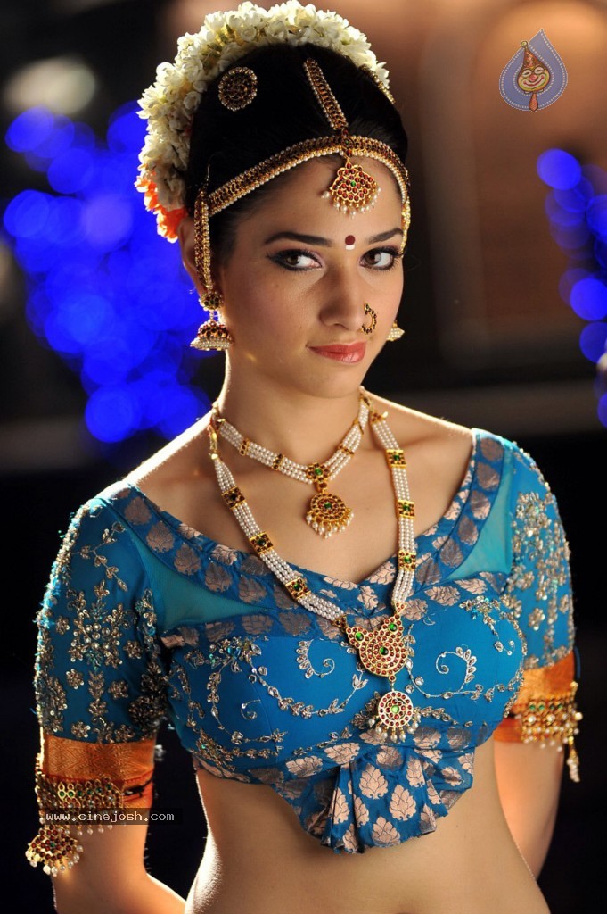 Tamanna New Hot Stills - 21 / 34 photos