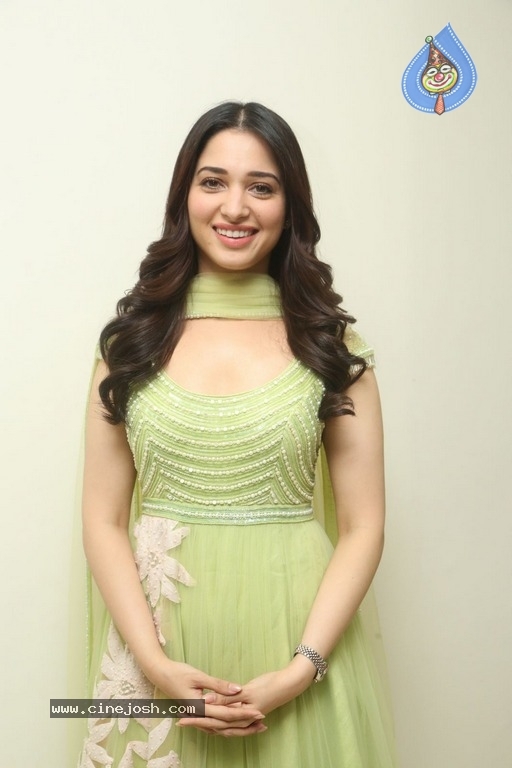 Tamanna New Pics - 2 / 19 photos