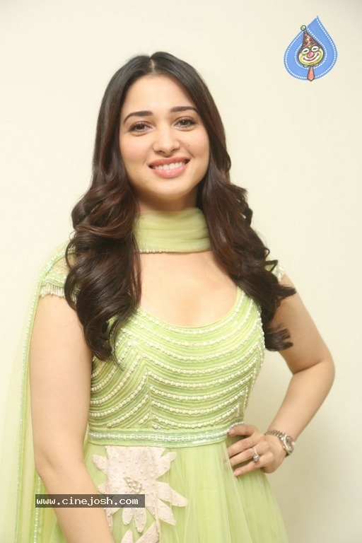 Tamanna New Pics - 10 / 19 photos