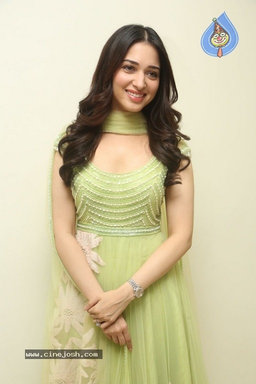 Tamanna New Pics - 15 / 19 photos