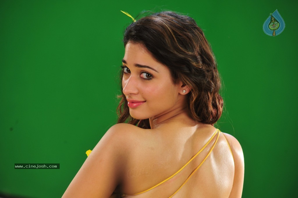 Tamanna New Spicy Photos - 45 / 89 photos
