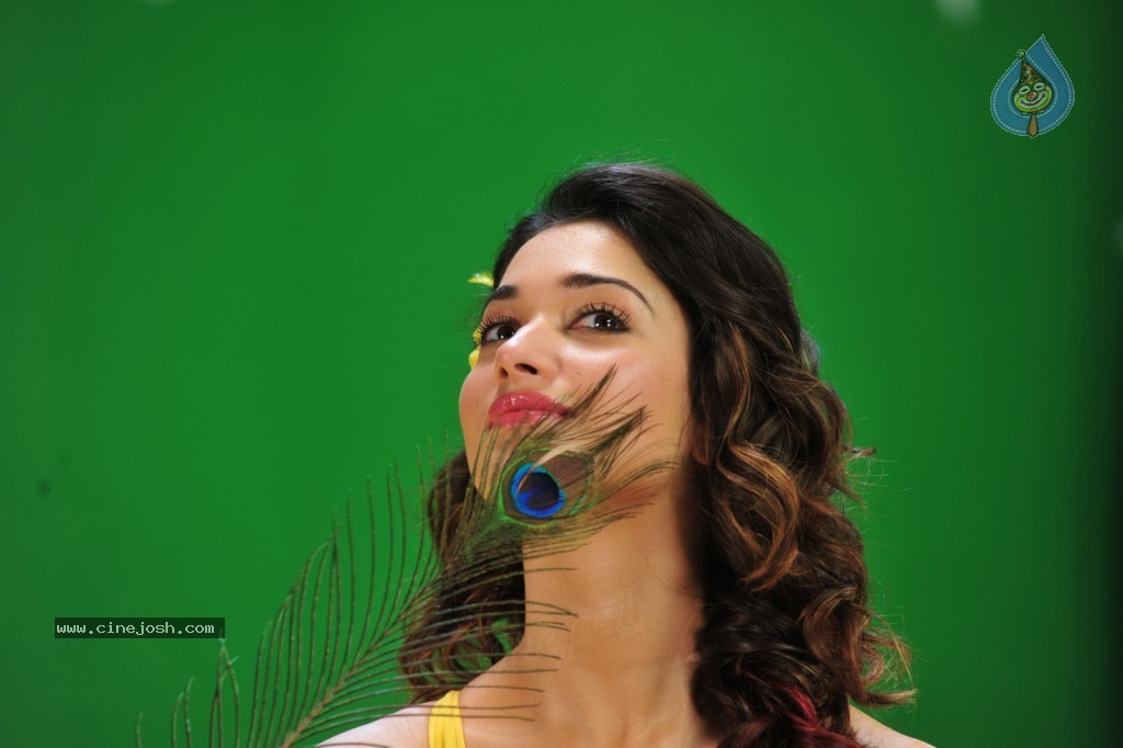 Tamanna New Spicy Photos - 56 / 89 photos