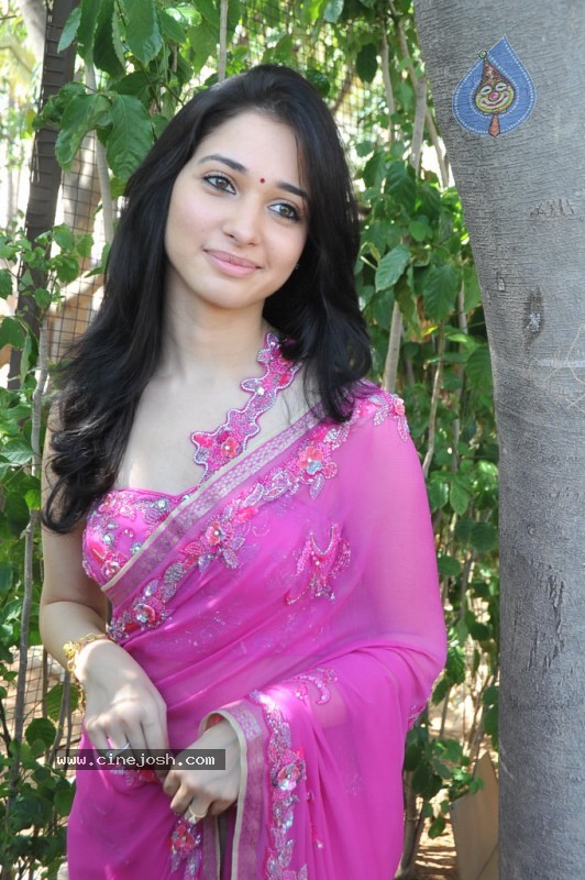 Tamanna New Stills - 16 / 49 photos