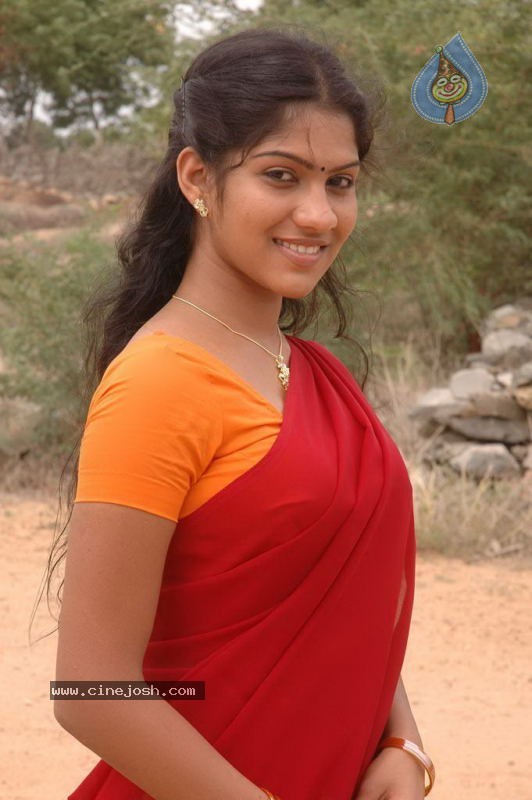 Tamil Actress Rama Stills - 6 / 56 photos