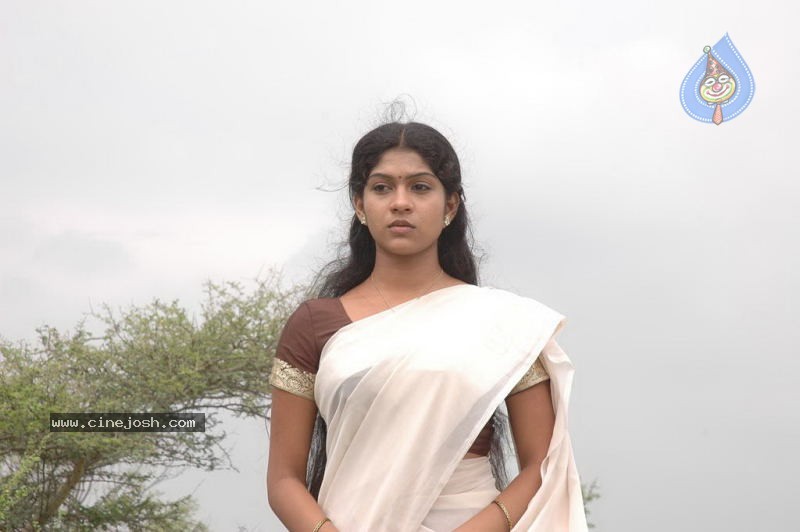 Tamil Actress Rama Stills - 8 / 56 photos
