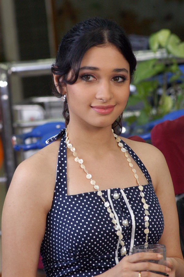Tamanna Bhatia - 1 / 35 photos