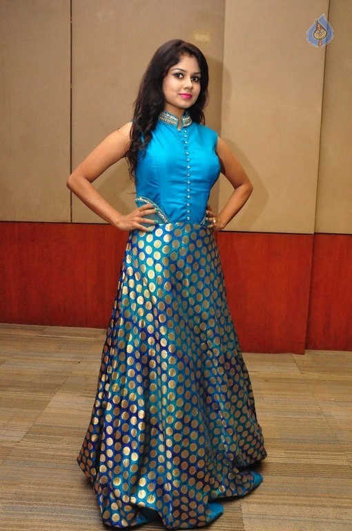 Tanaaya New Photos - 18 / 20 photos