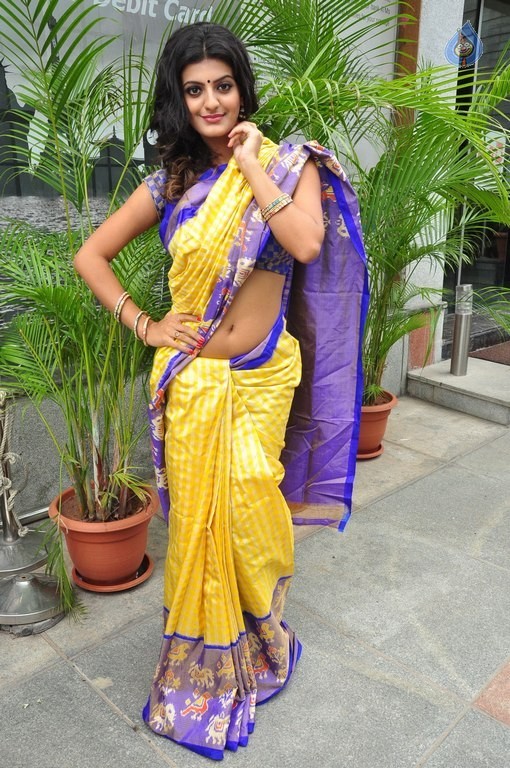 Tanishq Tiwari New Pics - 15 / 39 photos