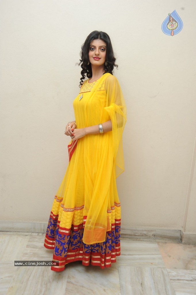 Tanishq Tiwari Stills - 9 / 92 photos