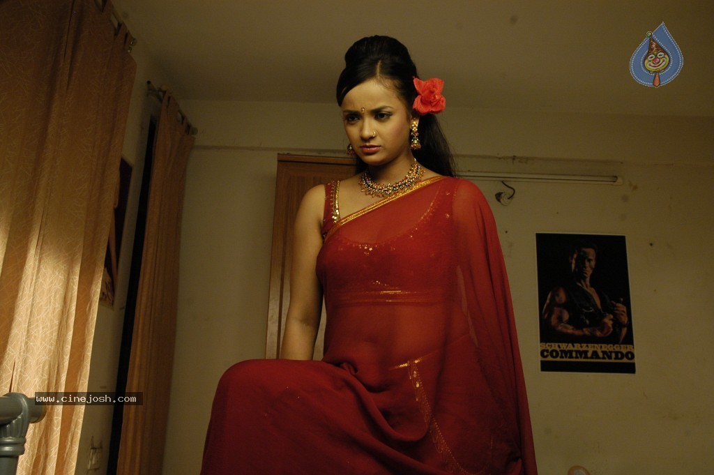 Tanu Roy Hot Photos - 38 / 57 photos