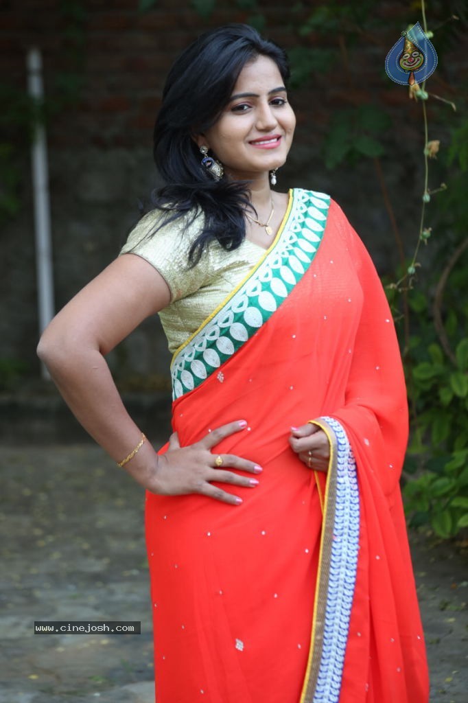 Tanusha Stills - 10 / 102 photos