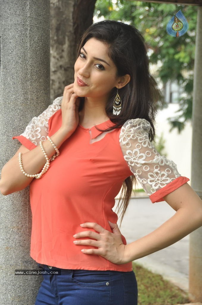 Tanvi Vyas Latest Photos - 179 / 205 photos
