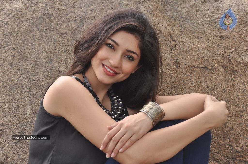 Tanvi Vyas Latest Photos - 180 / 205 photos