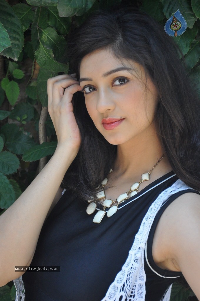 Tanvi Vyas New Gallery - 91 / 118 photos