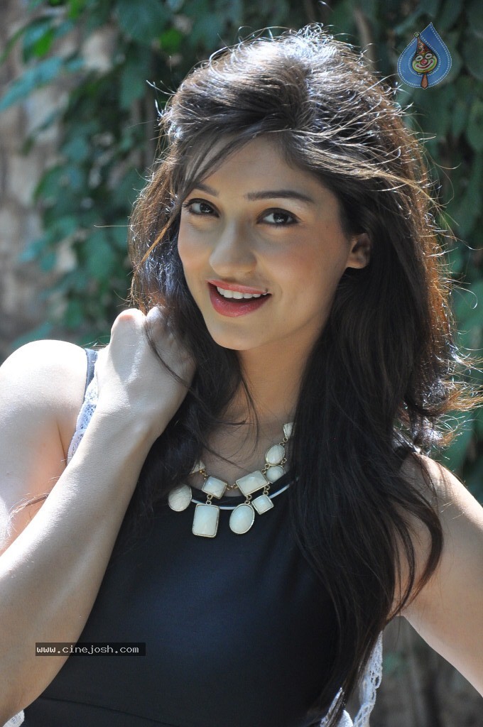Tanvi Vyas New Gallery - 95 / 118 photos