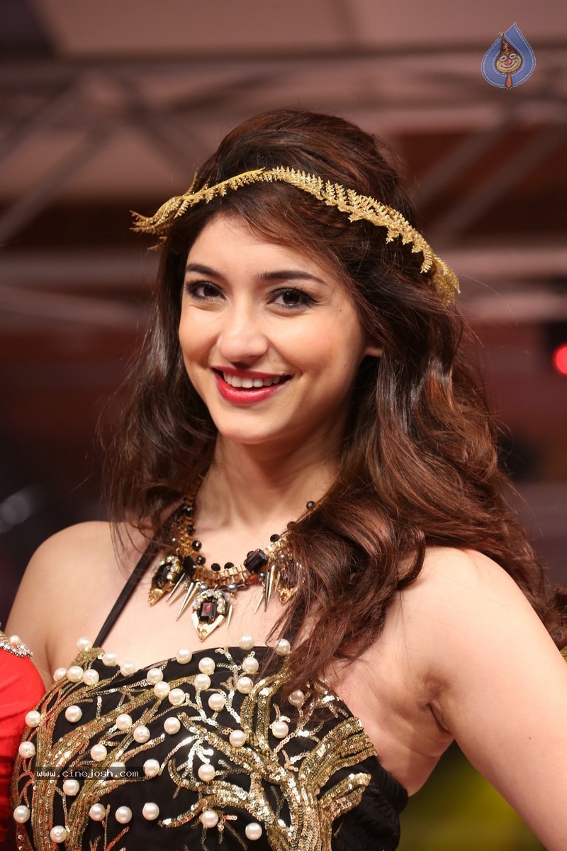 Tanvi Vyas New Photos - 4 / 124 photos