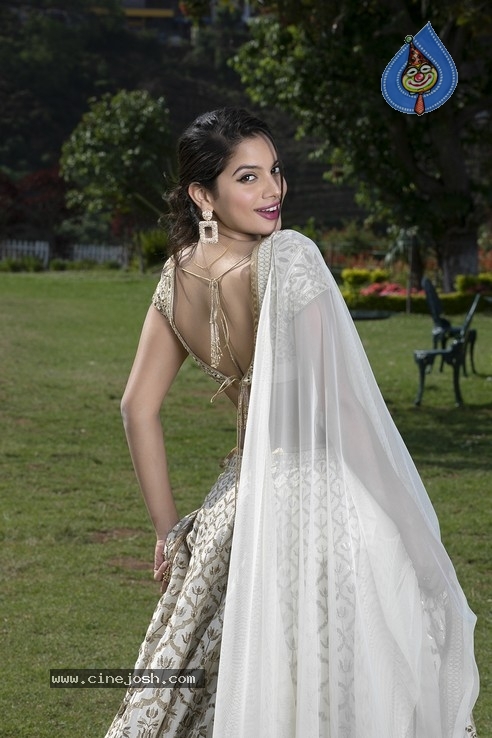 Tanya Hope New Photos - 1 / 21 photos