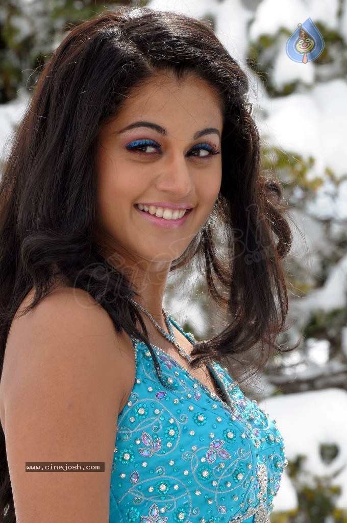 Tapsee High Resolution Stills - 4 / 43 photos