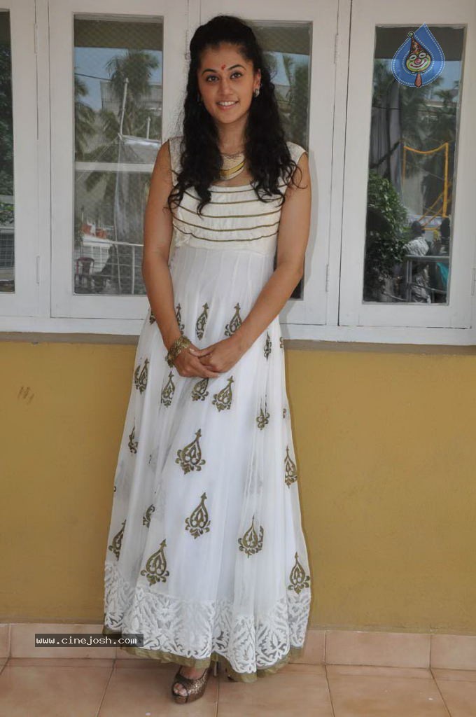 Tapsee Latest Photos - 2 / 65 photos