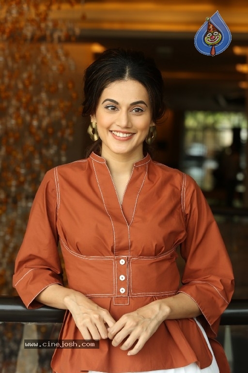 Tapsee Photos - 10 / 21 photos