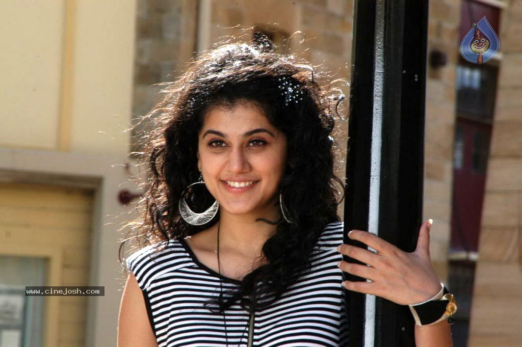 Tapsee Stills in Mr. Perfect Movie - 21 / 62 photos