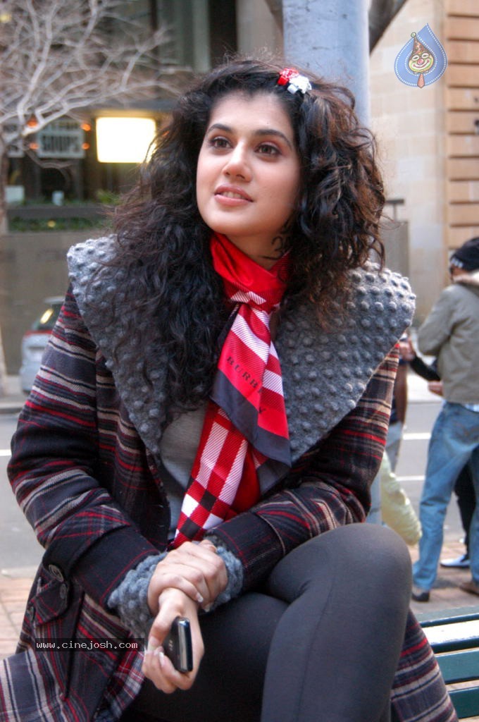 Tapsee Stills in Mr. Perfect Movie - 31 / 62 photos